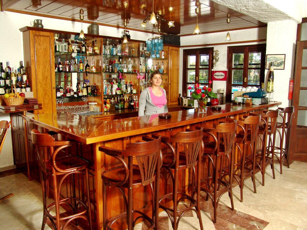 Hotel Pela Skala Kallonis Ngoại thất bức ảnh