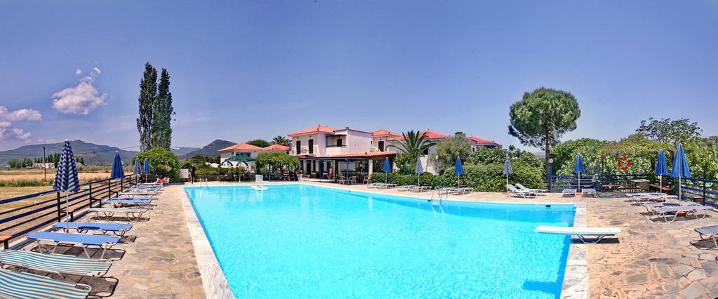 Hotel Pela Skala Kallonis Ngoại thất bức ảnh